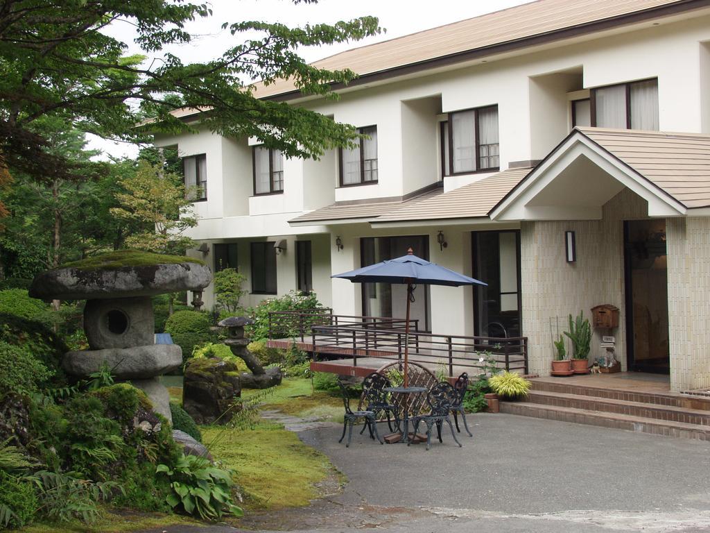 Teiensaryo Yamanakako Hotel Luaran gambar